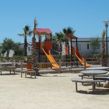 Les Pieds Dans L'eau A ! A 50 M ! Mhome 6 Pers Climatise T Confort 4 Etoiles Campingplatz