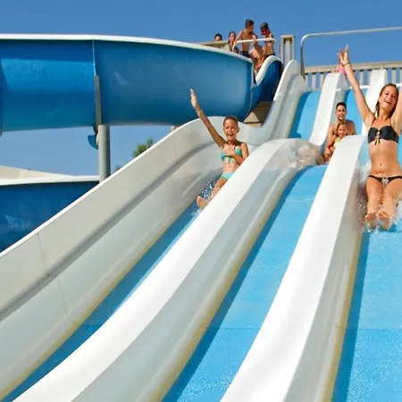 Les Pieds Dans L'eau A ! A 50 M ! Espace Aquatique ,toboggans, Mhome 6 Pers Climatise 4 Etoiles Kemp Palavas-les-Flots