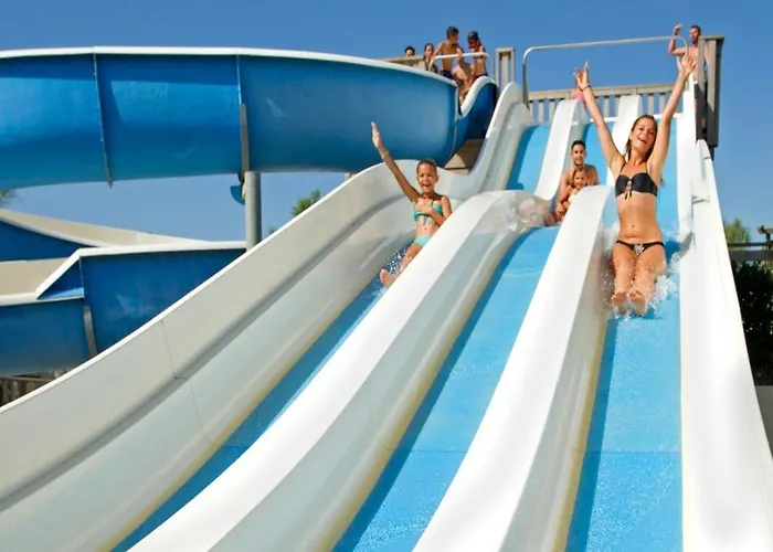Les Pieds Dans L'eau A ! A 50 M ! Mhome 6 Pers Climatise T Confort 4 Etoiles Camping Palavas-les-Flots